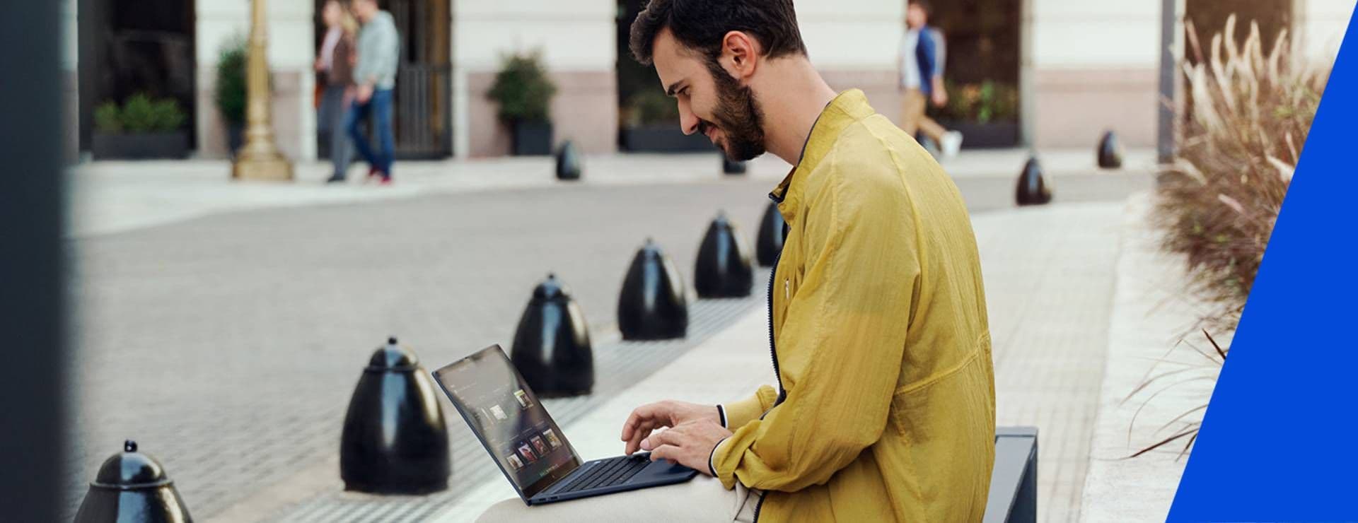 Business Laptops for Frequent Travelers – Balancing Performance, Portability, and Security